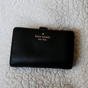 Kate spade leila medium compartment bifold wallet